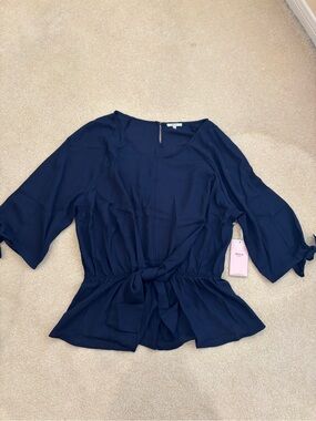 Blashe Navy Tie Waist Blouse Size 2XL